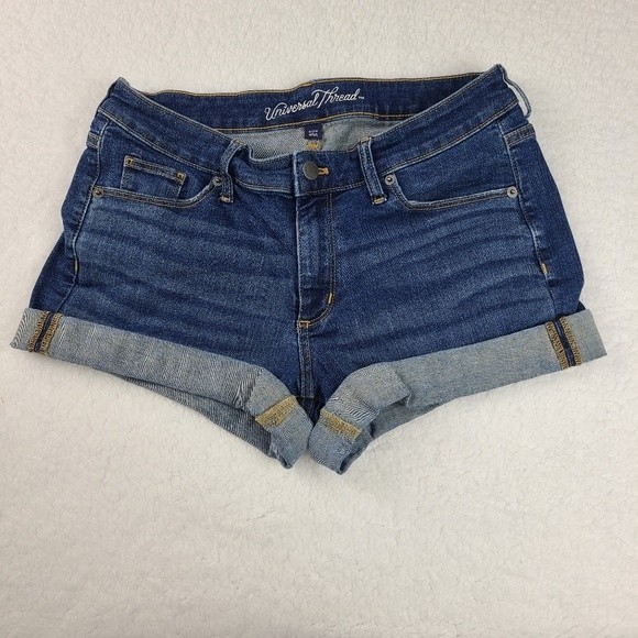 Universal Thread Womens Mid Rise Midi Roll Cuff Jean Shorts Size 8 / 29 R - Picture 2 of 11